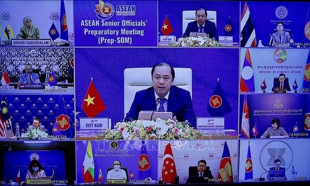 Para pejabat senior ASEAN melakukan sidang persiapan bagi KTT ke-37 ASEAN
