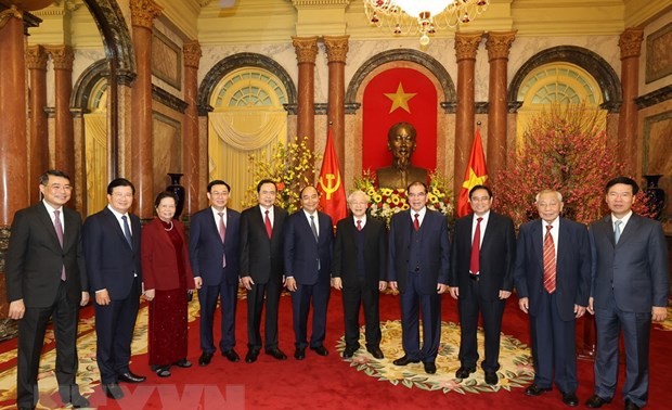 Sekjen, Presiden Nguyen Phu Trong Hadiri dan Ucapkan Selamat Hari Raya Tet kepada Para Mantan Pemimpin dan Pemimpin Partai Komunis dan Negara
