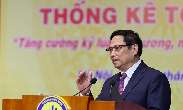 PM Pham Minh Chinh: Menggunakan secara Efektif Data Statistik untuk Menetapkan Kebijakan