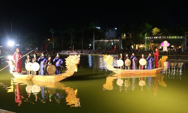 Menampilkan Lagu Rakyat Quan Ho pada Kesempatan Lokakarya Kebudayaan Tahun 2022