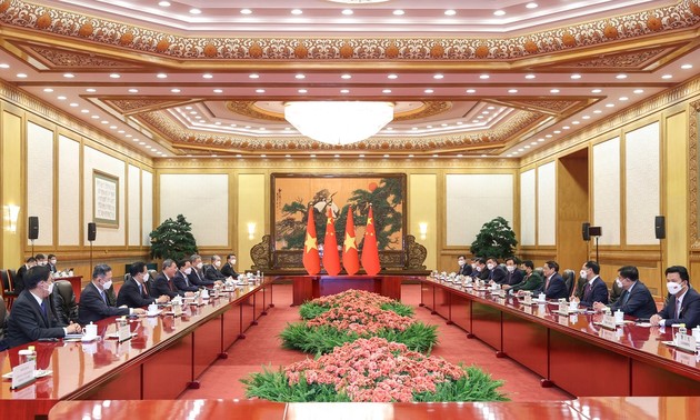 Terus Dorong dan Perdalam Lebih Lanjut Hubungan Kerja Sama Strategis yang Komprehensif Vietnam – Tiongkok