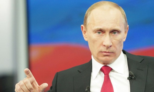 Russian President signs decree retaliating against Western sanctions