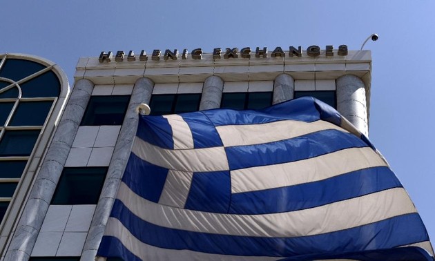 Greece reaches deal on bailout terms with creditors 