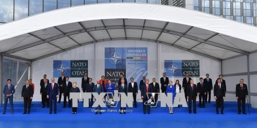 ບັນດາການເຄື່ອນໄຫວຢູ່ນອກກອງປະຊຸມສຸດຍອດ NATO 
