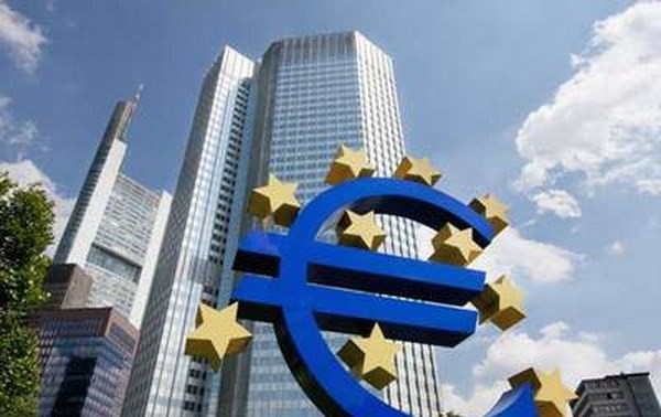  Memperingatkan bahaya Eurozone keberantakan dalam kemerosotan ekonomi baru