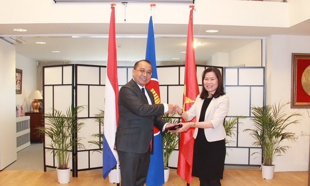 Embajadora vietnamita en Holanda asume presidencia rotativa de Asean en La Haya