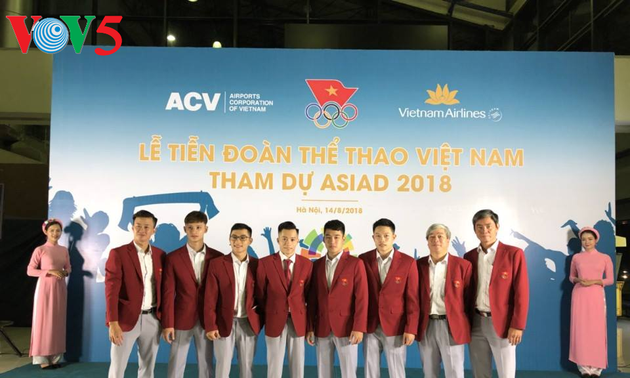    Deportistas vietnamitas rumbo a Indonesia para los Juegos Asiáticos 