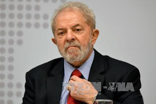 Lula da Silva se presenta como candidato a la presidencia de Brasil