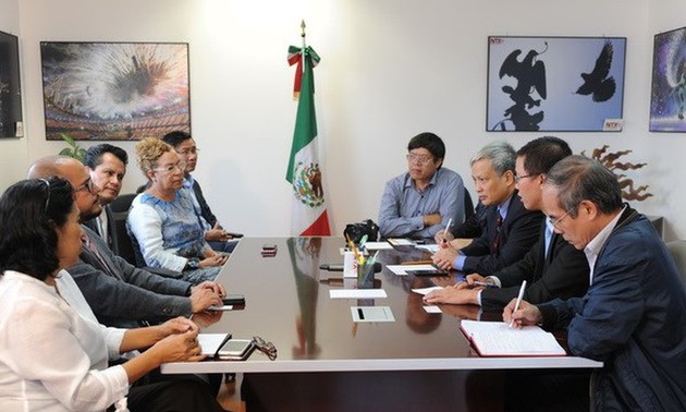 Vietnam y México intercambian experiencias periodísticas 