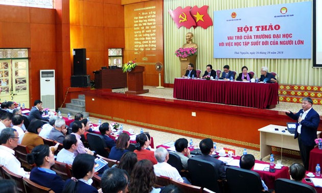 Vietnam enaltece papel de las universidades 