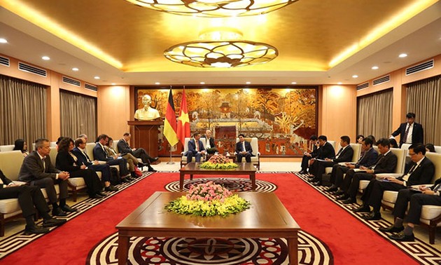 Ciudad Ho Chi Minh fomenta cooperación con el estado alemán de Sajonia