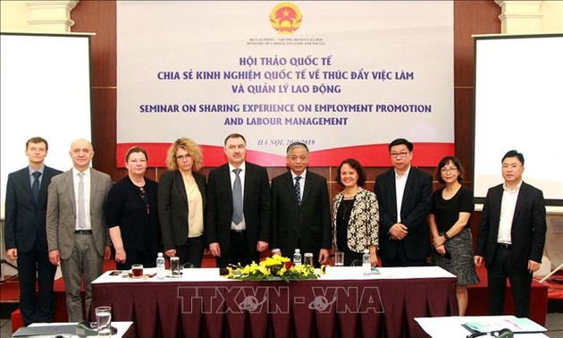 Vietnam adquiere experiencias internacionales sobre gestión laboral