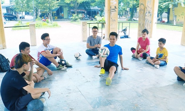 Vietnam por desarrollar el fútbol de estilo libre