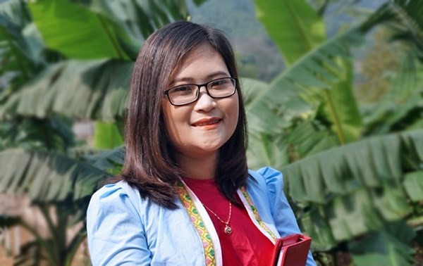 Maestra étnica vietnamita honrada a nivel mundial por su clase de inglés sin fronteras