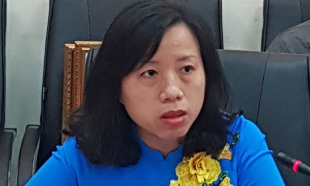 Periodista Tran Thi Thao, ejemplo en la divulgación sobre el combate antiepidémico