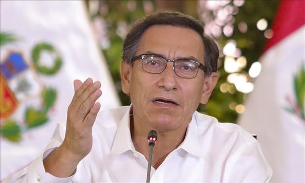 Congreso de Perú aprueba moción de censura contra el presidente Martín Vizcarra