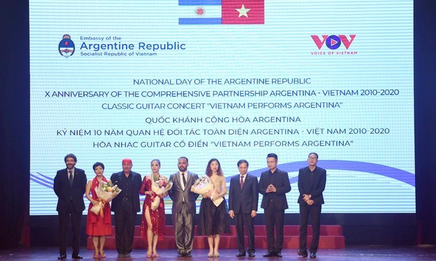 Vietnam reafirma voluntad de fortalecer cooperación con Argentina