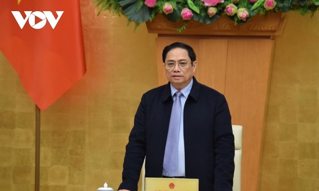Vietnam decidido a cumplir 5 proyectos de transporte clave, afirma el primer ministro