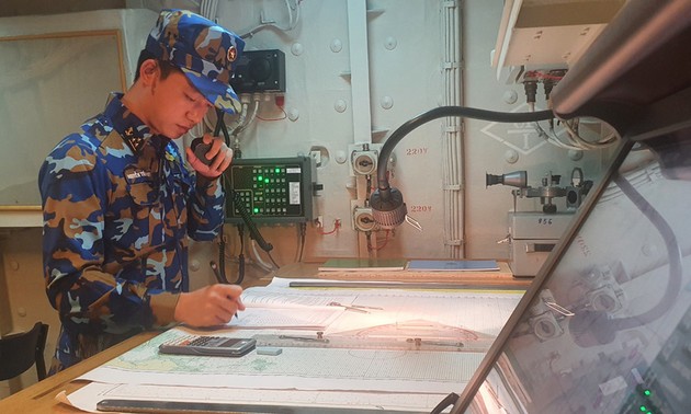 Nguyen Tien Duy, oficial naval distinguido como uno de los “10 jóvenes más destacados de Vietnam“