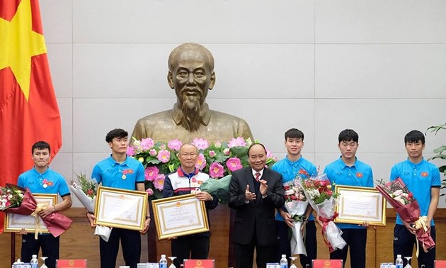 Vietnam’s U23 team awarded first-class Labor Order