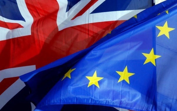 Half of British voters support referendum on Brexit deal