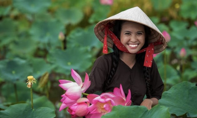 ベトナム女性の美しさを讃える歌