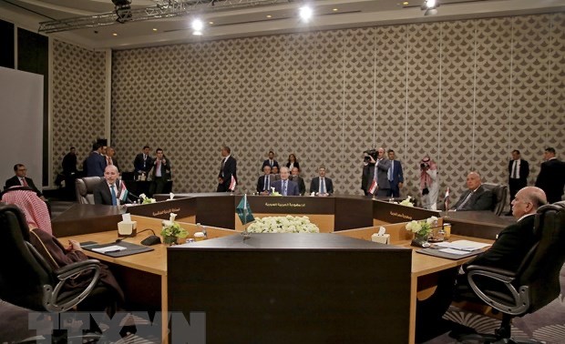 アラブ連盟、シリア復帰を承認
