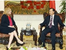 Wakil Presiden Perusahaan Keuangan internasional dari Bank Dunia  berkunjung di Vietnam