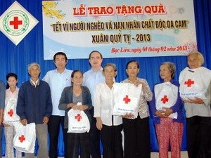 Deputi PM Vietnam Nguyen Thien Nhan melakukan kunjungan  di provinsi Tra Vinh