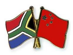 Tiongkok memperkuat kerjasama dengan Afrika Selatan dan Brasil.
