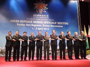 Vietnam  aktif  dalam  mendorong kerjasama  pertahanan  kawasan ASEAN.