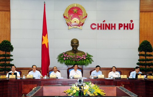 Pemerintah Vietnam  mengadakan sidang periodik untuk bulan Mei.