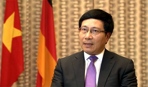 Vietnam  berharap supaya mendorong secara menyeluruh dan memperdalam lebih lanjut lagi hubungan kemitraan strategis   yang ekstensif dan intensif dengan RF.Jerman