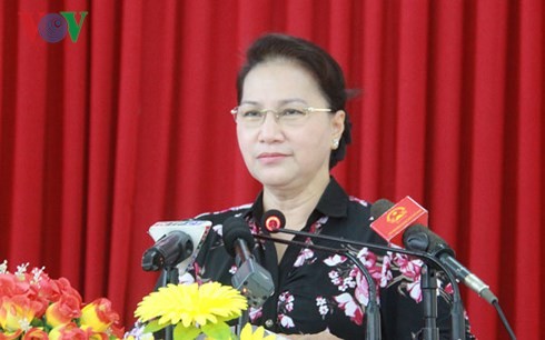 Ketua MN Vietnam, Nguyen Thi Kim Ngan  mengadakan kontak dengan para pemilih Kabupaten Phong Dien, Kota Can Tho