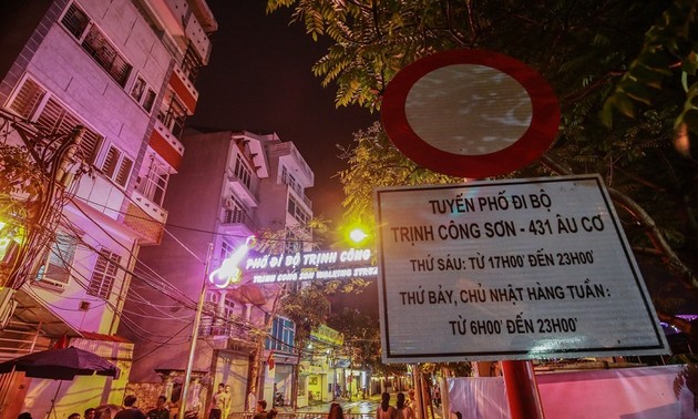 Kota Hanoi  meresmikan jalan untuk para pejalan kaki Trinh  Cong Son