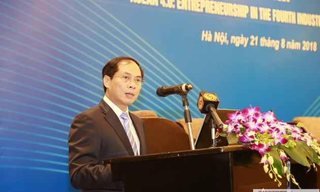  Badan-badan usaha Viet Nam  beradaptasi dengan revolusi industri generasi keempat
