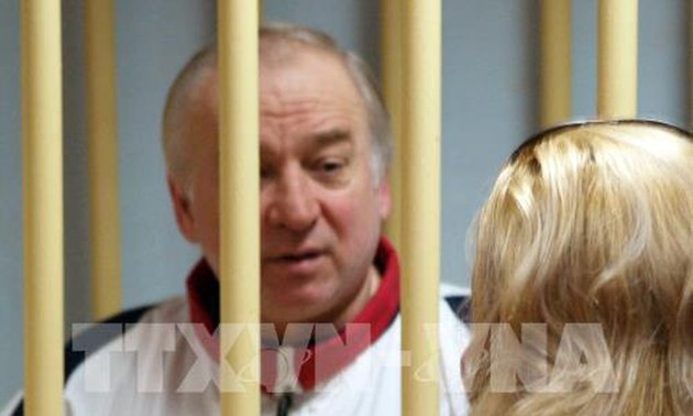 Ketegangan di sekitar serangan racun terhadap mantan mata-mata  Skripal: Istana Kremlin menolak tuduhan  bahwa Rusia “menipu”