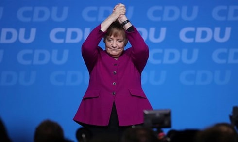 Ibu Angela Merkel mengakhiri usaha politik: Jerman menghadapi masa depan dengan penuh tantangan