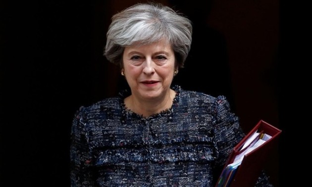 Masalah Brexit: PM Inggris memperingatkan akibatnya kalau Parlemen menolak permufakatan dengan Uni Eropa