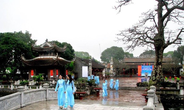 Kuil Sastra  Mao Dien-Kebanggaan  warga di bumi yang haus belajar