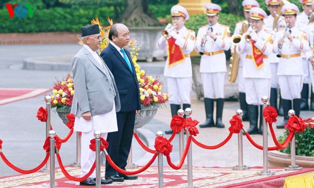 Viet Nam-Nepal mengeluarkan Pernyataan Bersama