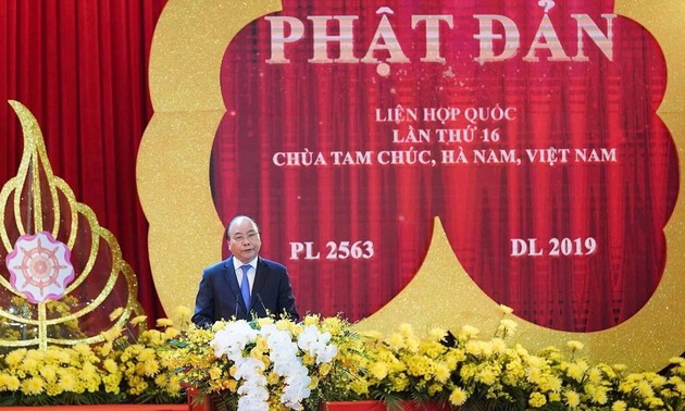 PM Viet Nam,  Nguyen Xuan Phuc: Hari Waisak  PBB 2019  menegaskan peranan dan posisi  Sangha Buddha Viet Nam dalam integrasi internasional