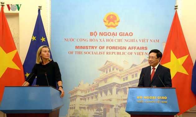 Uni Eropa  berbagi kekhawatiran  dengan  Viet Nam tentang  ketegangan belakangan ini di Laut Timur