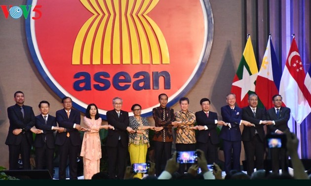  Wajah baru dari Badan Sekretariat ASEAN 