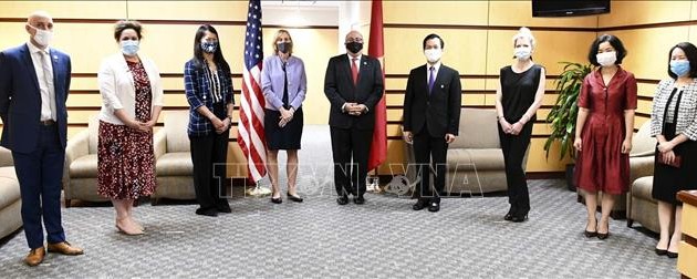 Kemenlu AS mengadakan  pertemuan  sehubungan dengan peringatan HUT ke-25 penggalangan hubungan diplomatik Vietnam-AS 