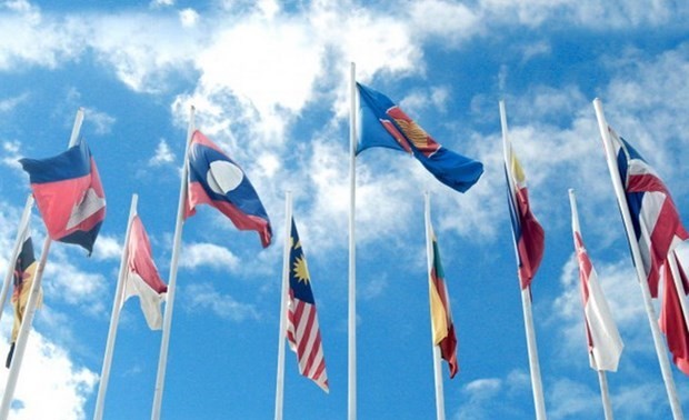 ASEAN memberikan kontribusi yang berarti bagi perdamaian, stabilitas, dan kemakmuran di kawasan dan di dunia  dalam waktu 53 tahun belakangan ini