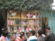 Nguyen Quang Thach: a book beggar