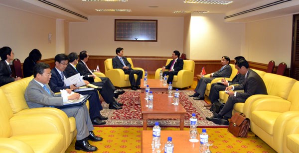 Foreign Minister Pham Binh Minh’s bilateral talks on the sidelines of AMM46