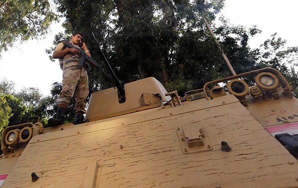  US suspends military and financial aids to Egypt