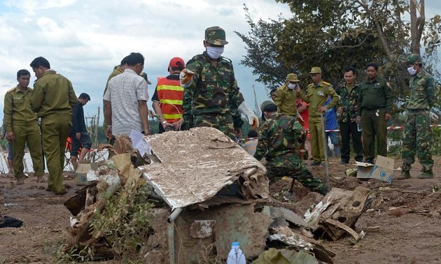 Laos tries to find victims of the ATR plane crash 